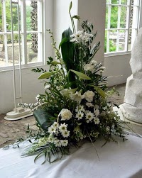 Cariad Designs Wedding Flowers 1075733 Image 1